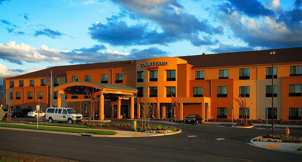 Courtyard Medford Airport Hotel Kültér fotó